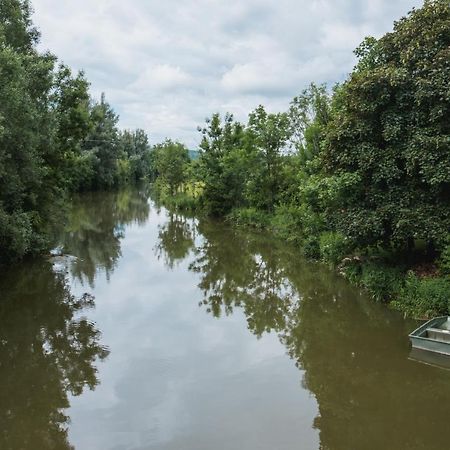 Historische Wohnung Mit Gehobenem Ambiente Walting Exteriör bild