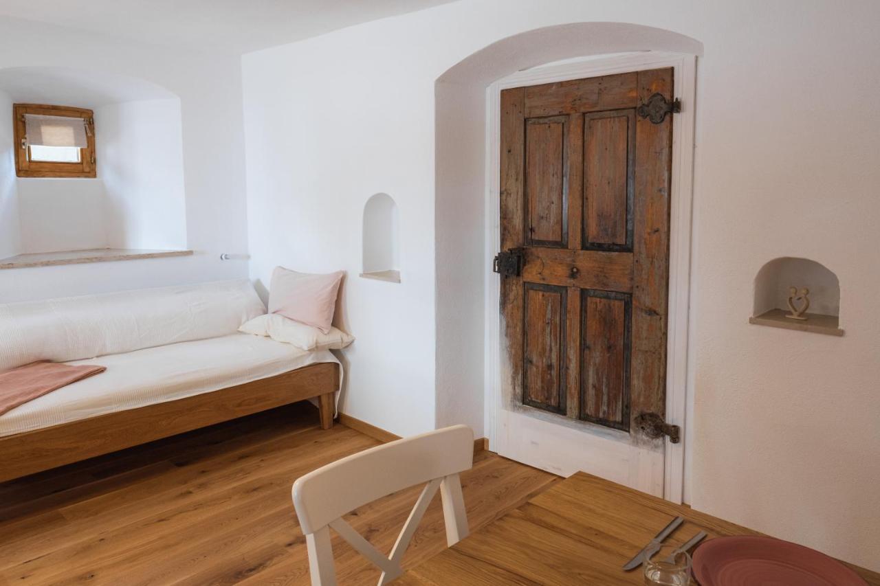 Historische Wohnung Mit Gehobenem Ambiente Walting Exteriör bild